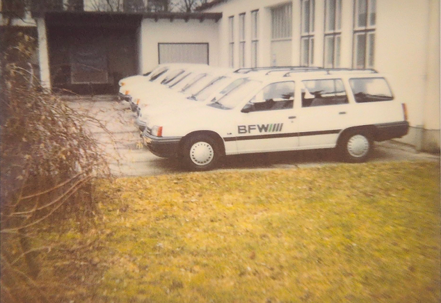 Ein Bild des BFW Fuhrparks aus den 70ern